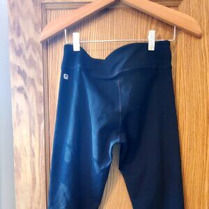 Fabletics Black Sz. M Leggings w Cute syled waist flattering for Midriff